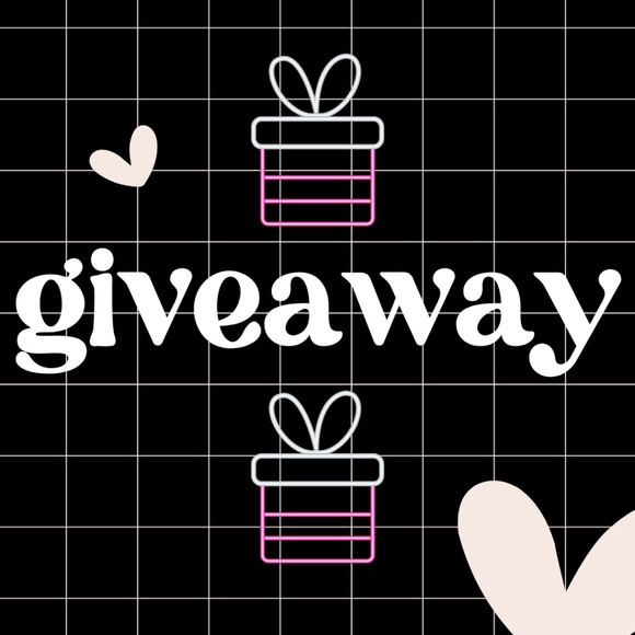‼️🛍️LIVE SHOW GIVEAWAY🛍️‼️ - Picture 1 of 1